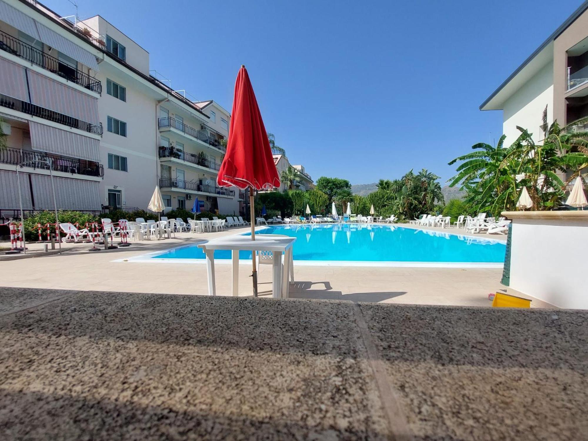 Bouganville Residence Калатабьано Номер фото